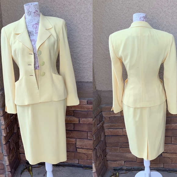 CHRISTIAN DIOR SKIRT SUIT - Picture 2 of 7